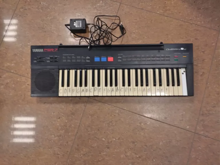 KEYBOARD YAMAHA PSR-7