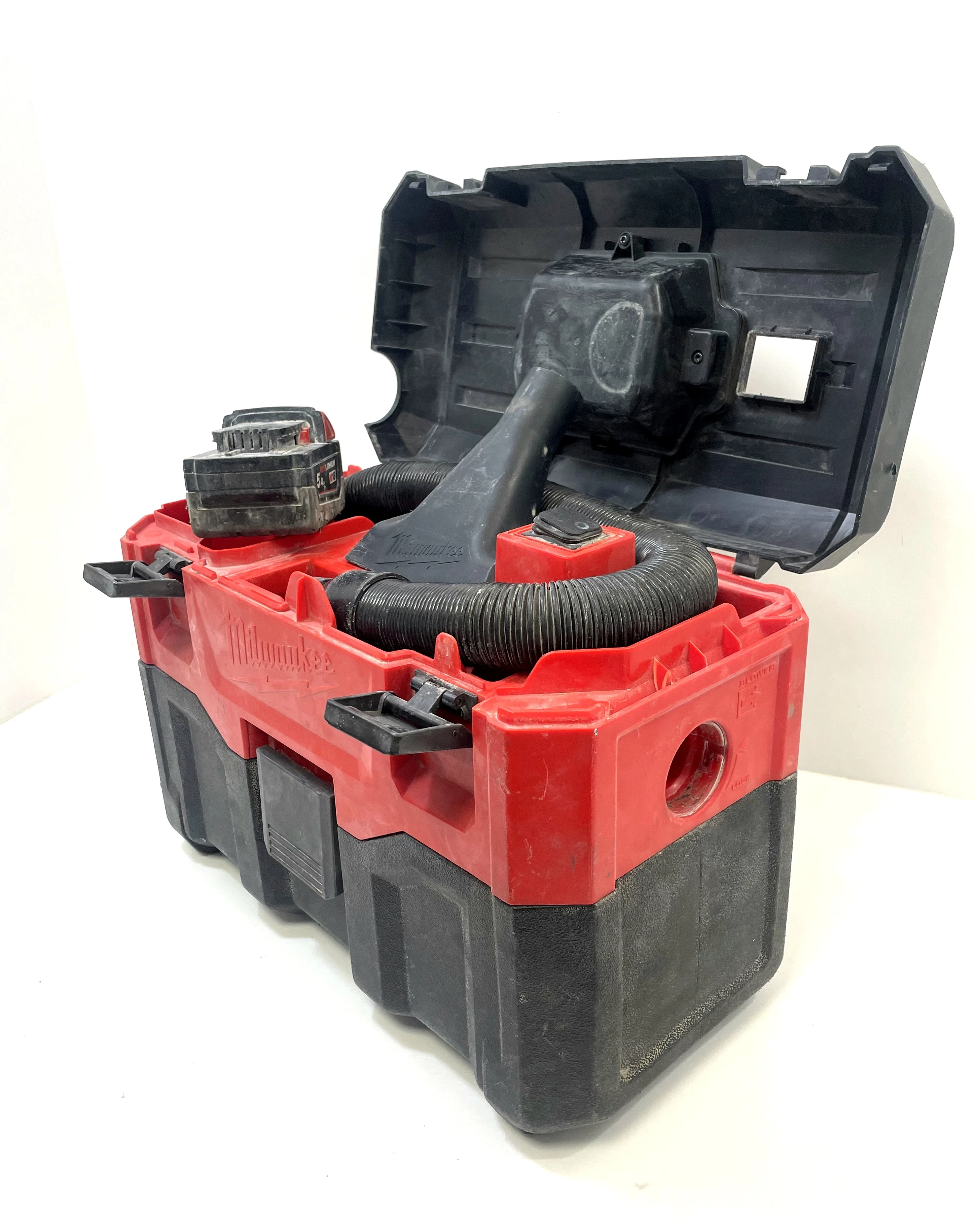 odkurzacz-milwaukee-m18-vc-2-jana-pawla-ii-41a-warszawa