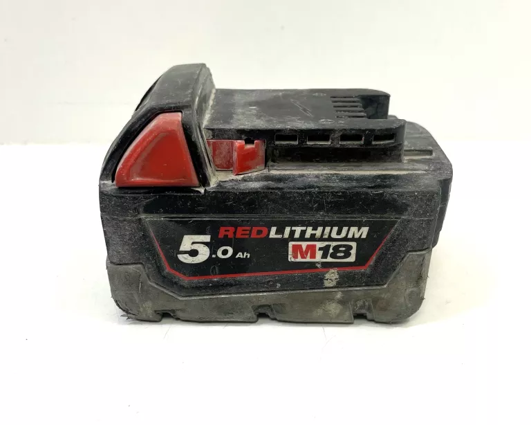 odkurzacz-milwaukee-m18-vc-2-pojemnosc-zbiornika-750