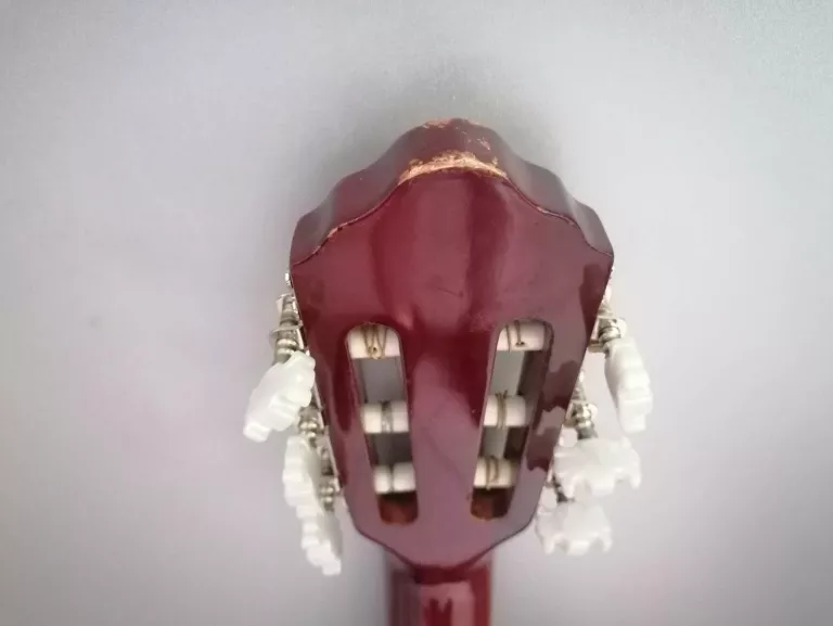 GITARA AKUSTYCZNA KLASYCZNA PAOLA W FUTERALE