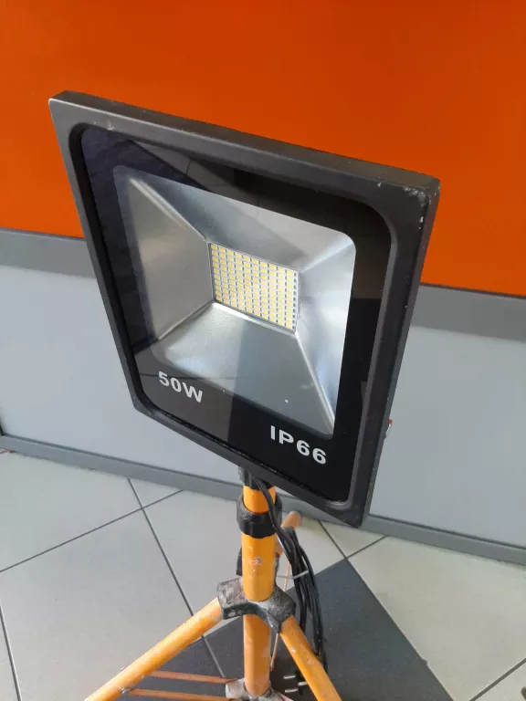 HALOGEN BUDOWLANY LED 50W IP66