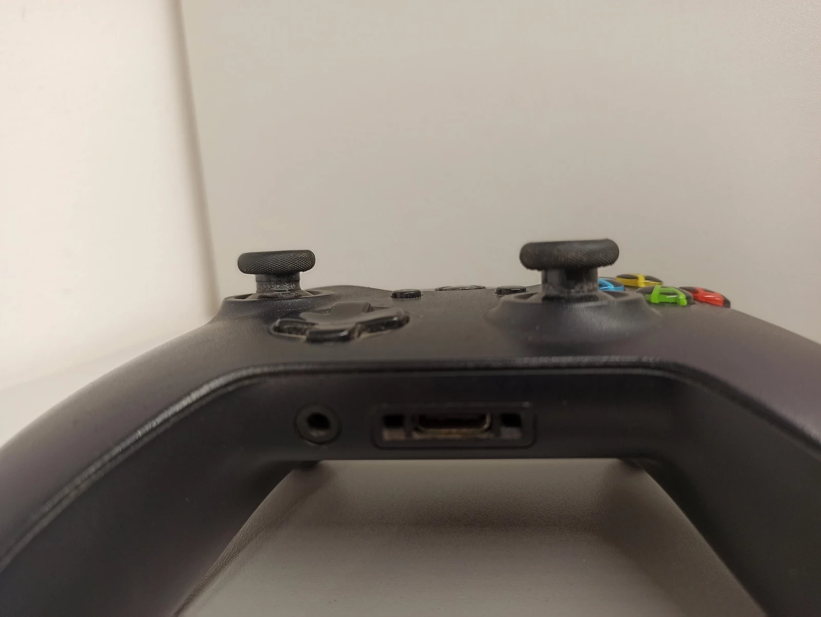 konsola-xbox-one-s-1tb-bialy-product-id-3703e398-a6fe-4c26-9234-93dafb710eb2