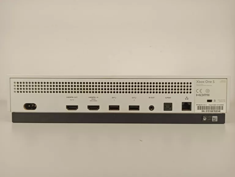 konsola-xbox-one-s-1tb-bialy-gry-w-zestawie-nie