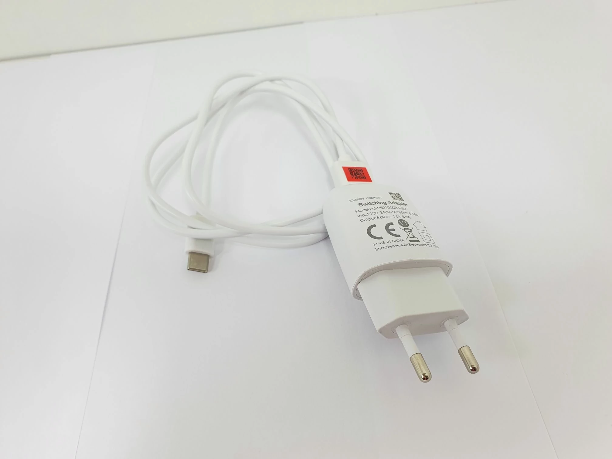 ladowarka-usb-kostka-kabel-usb-c-przeznaczenie-uniwersalna