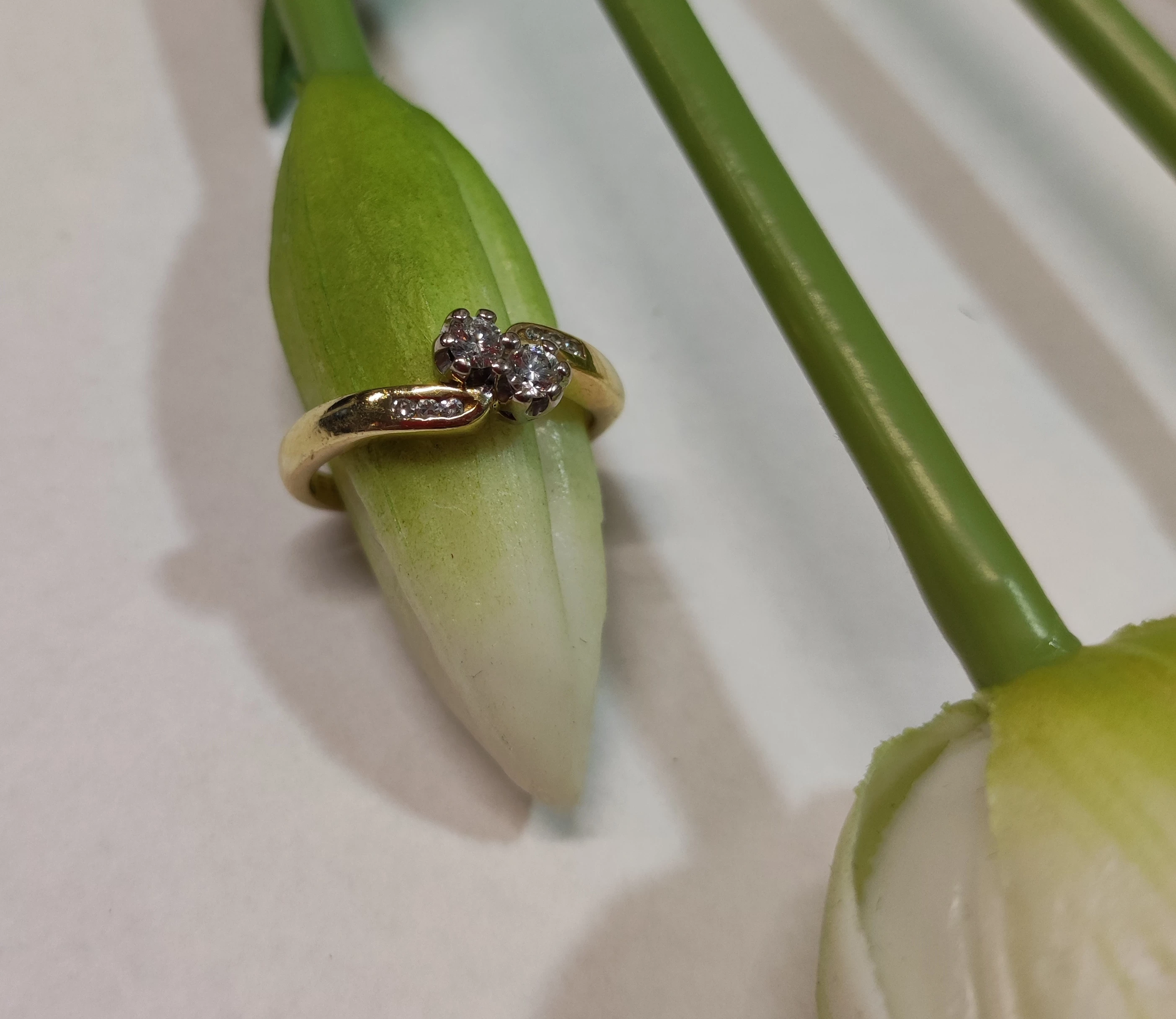 zloty-pierscionek-z-brylantem-434gr-750pr-025-1-maja-7a-makow-mazowiecki