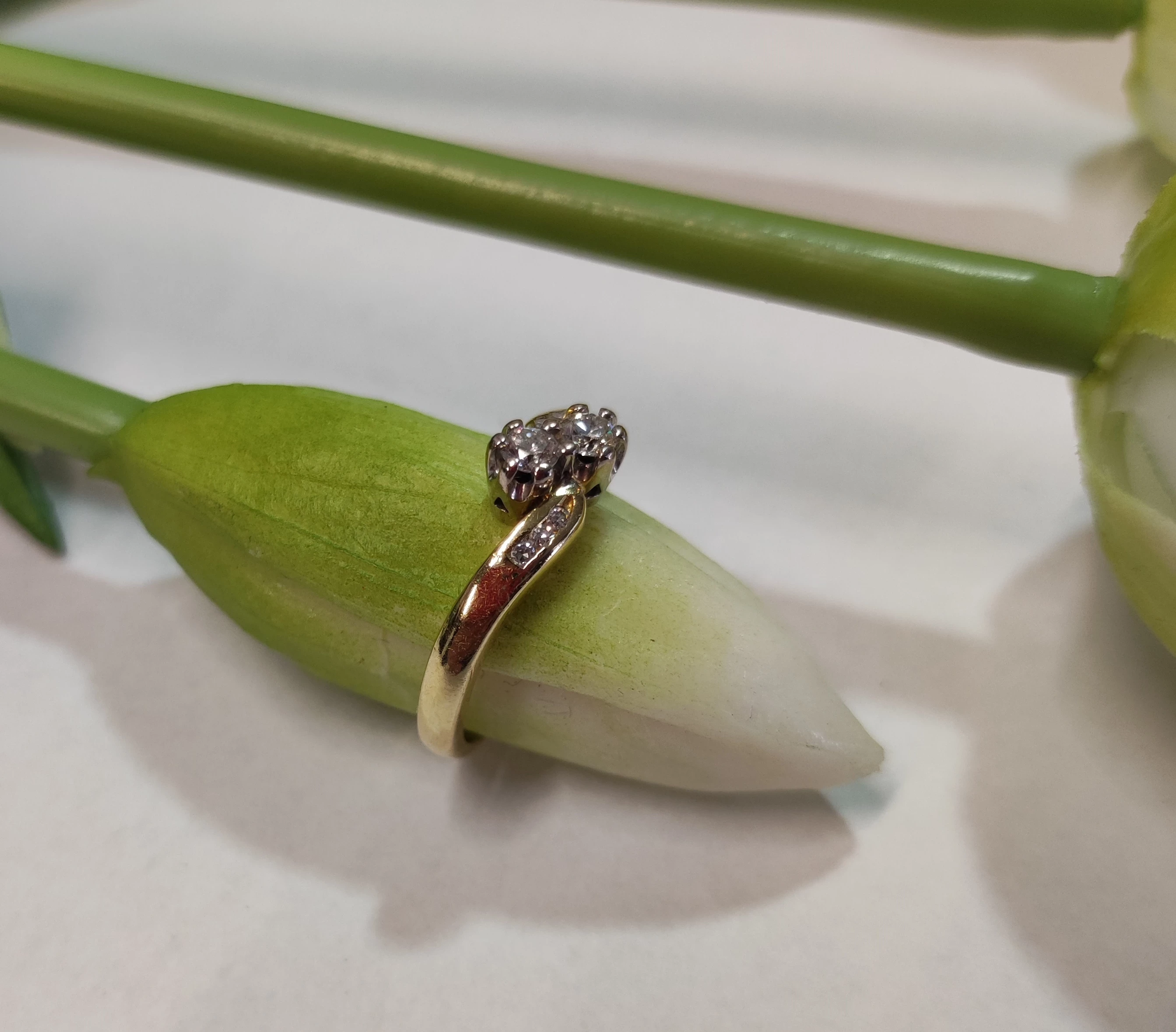 zloty-pierscionek-z-brylantem-434gr-750pr-025c-stan-11323-2