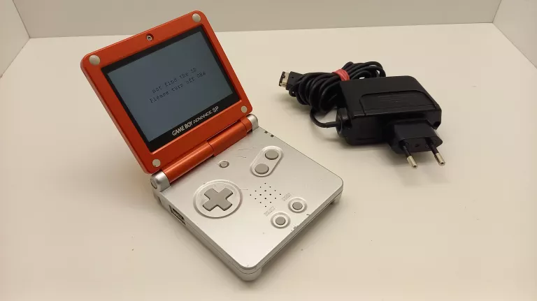 NINTENDO GAME BOY ADVANCE SP ZOBACZ