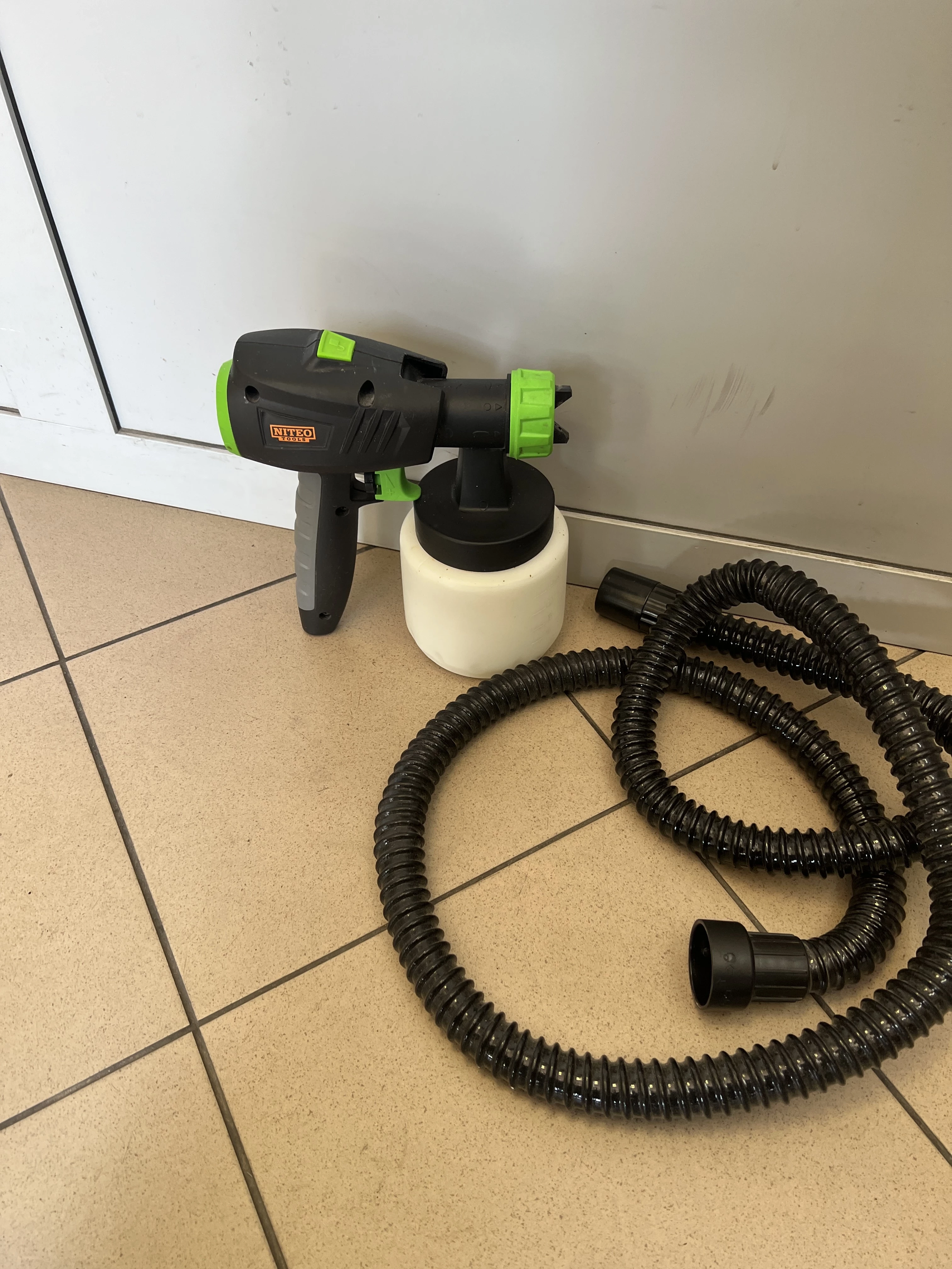 pistolet-malarski-niteo-sprawny-marka-inna