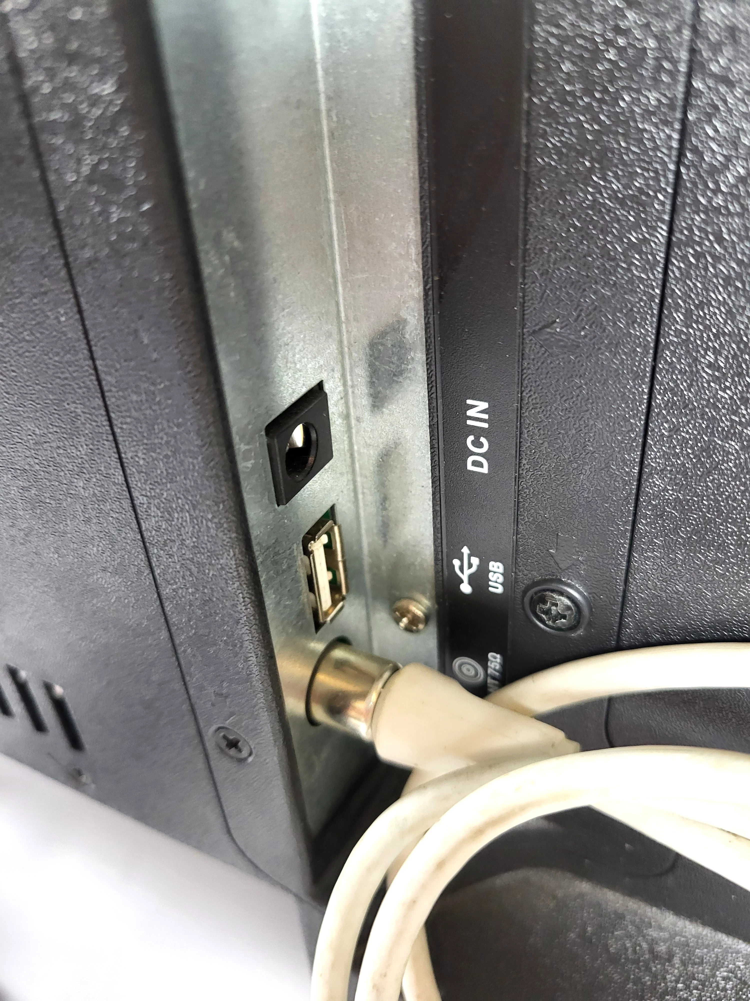 telewizor-salora-20led1500-20-cali-stan-uzywany