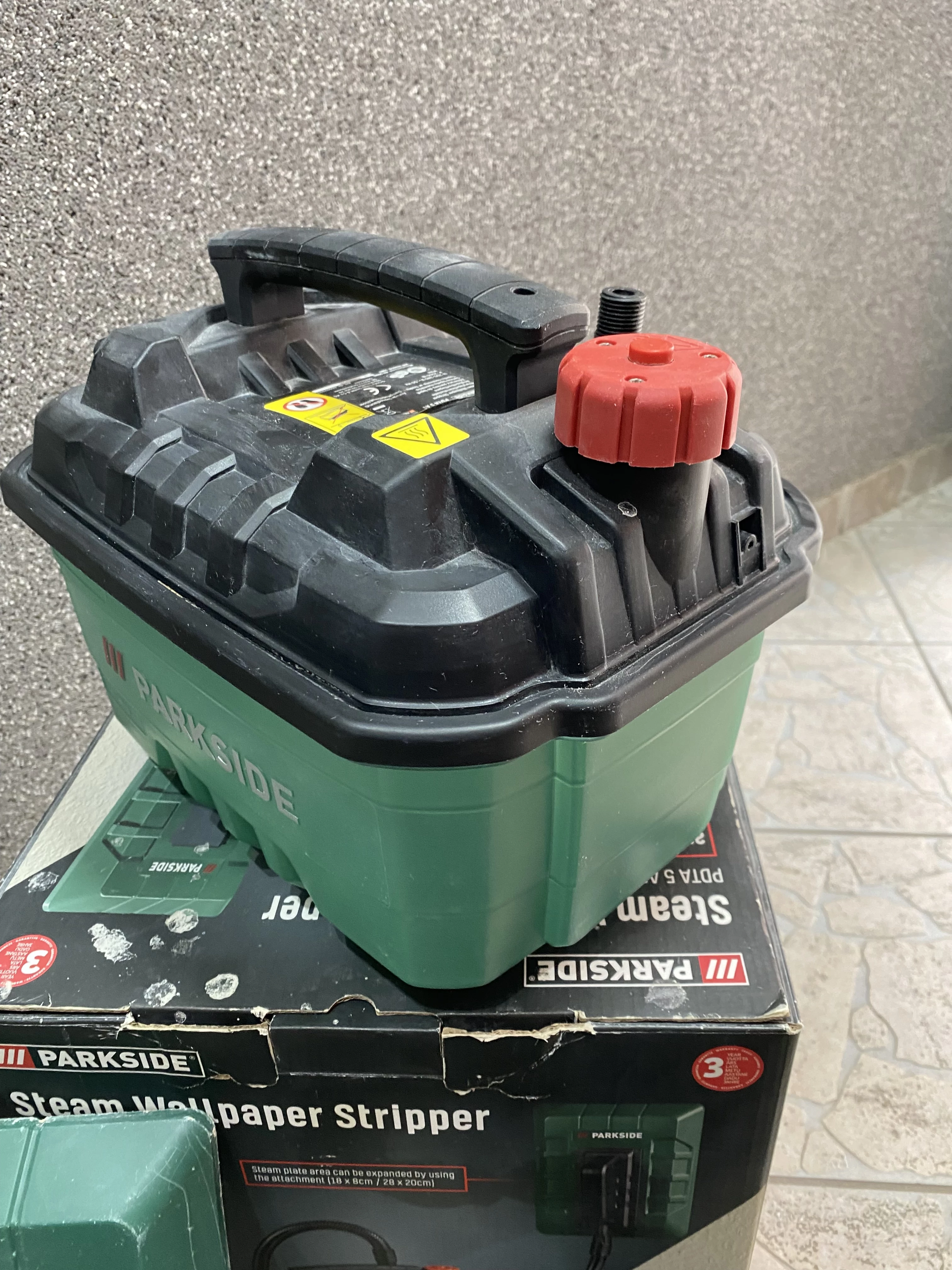 parownica-do-tapet-parkside-pdta-5-a12300w-maksymalne-cisnienie-pary-1