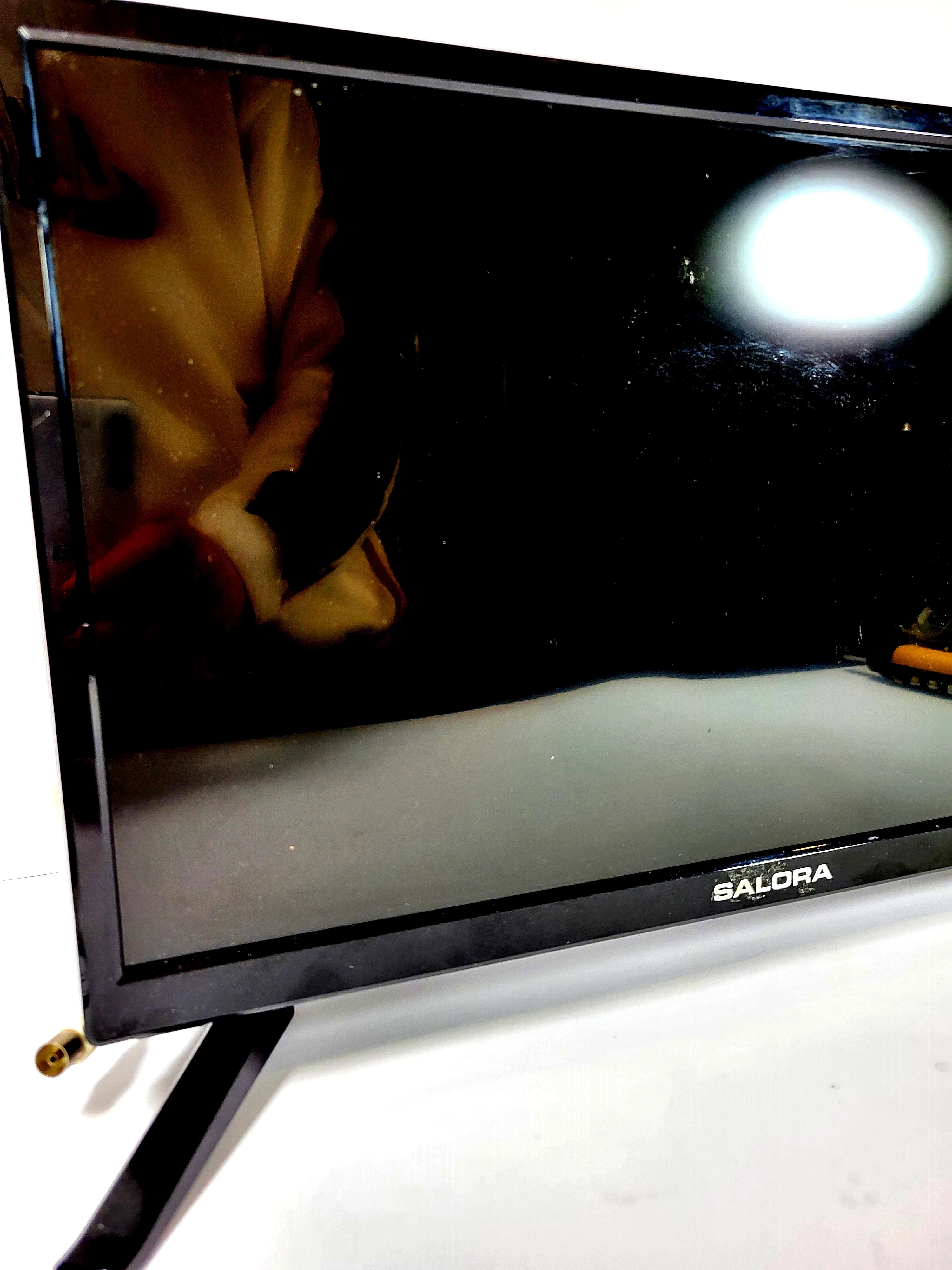 telewizor-salora-20led1500-20-cali-typ-telewizora-lcd