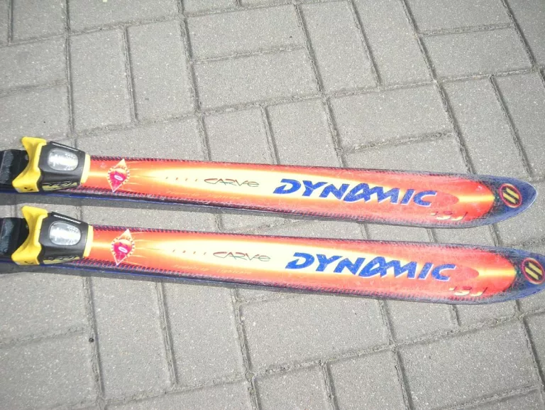 NARTY DYNAMIC Z WIĄZANIAMI ROSIGNOL
