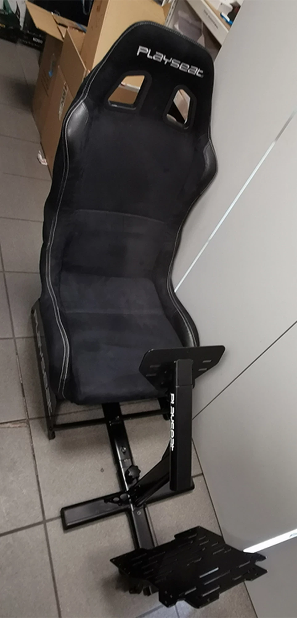 fotel-playseat-evolution-alcantara-maksymalna-wysokosc-siedziska-24