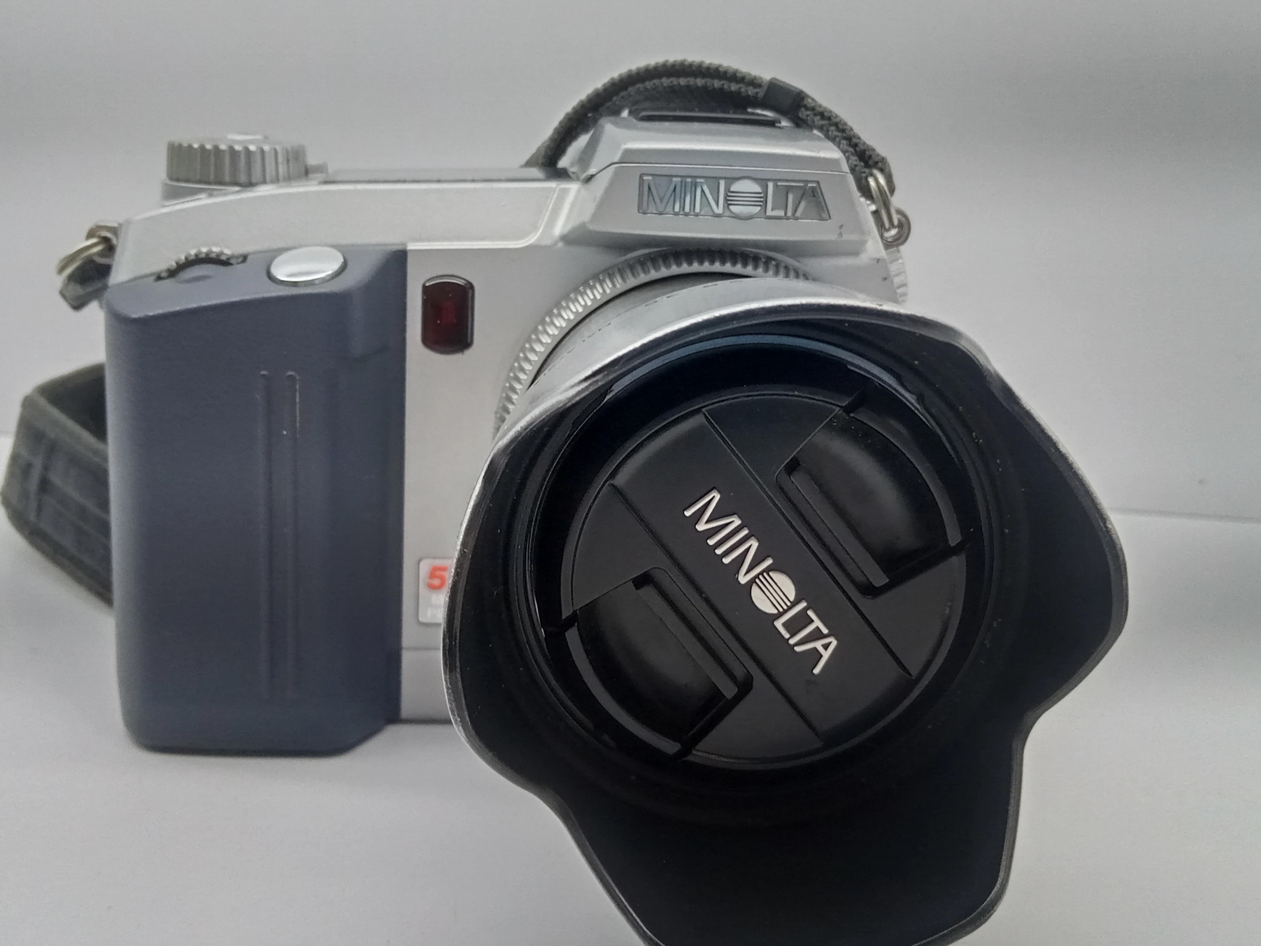 aparat-minolta-dimage-7i-ladowqarka-i-torba-stabilizacja-brak-stabilizacji