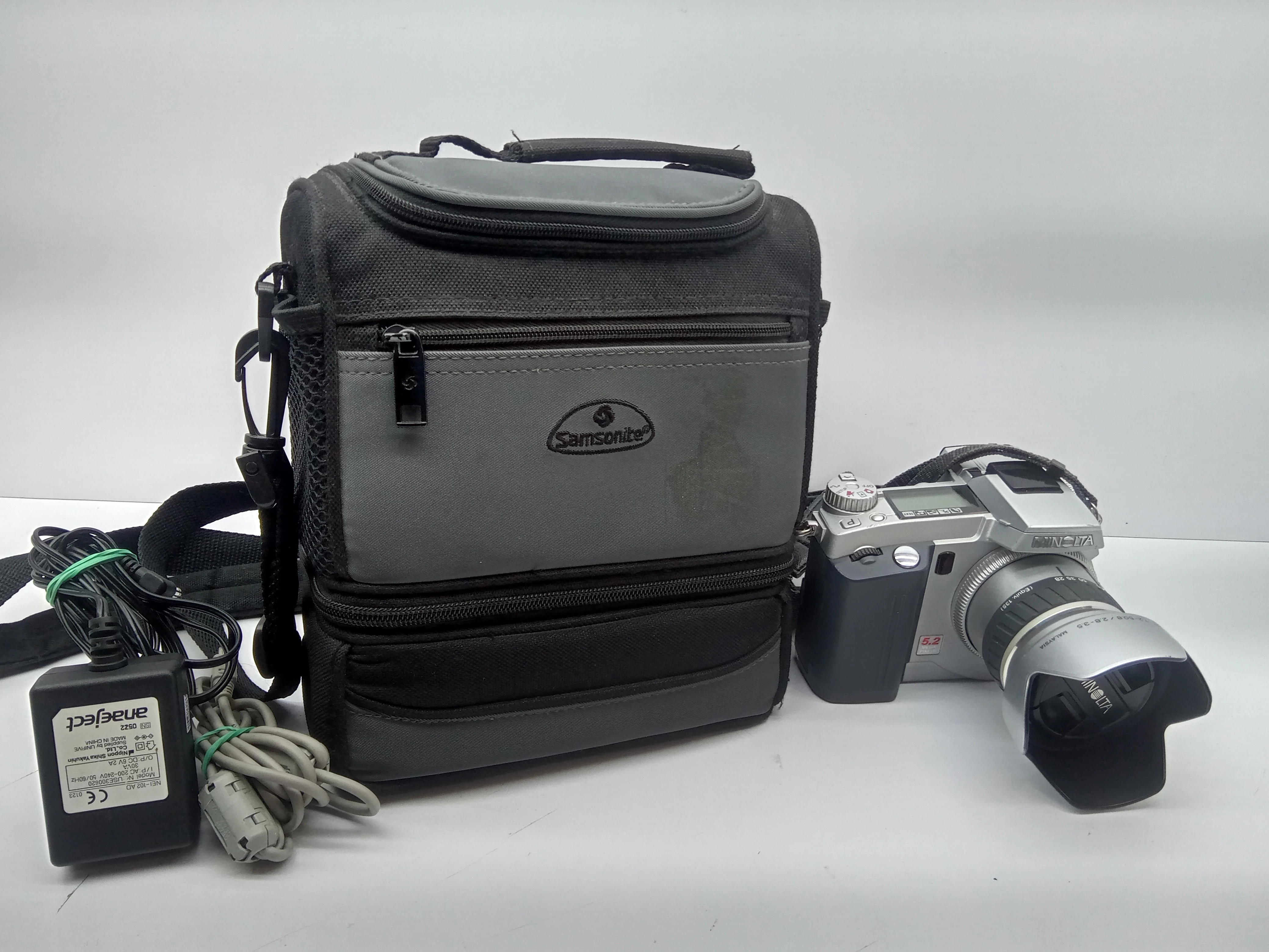 aparat-minolta-dimage-7i-ladowqarka-i-torba-jana-pawla-ii-9426-plock