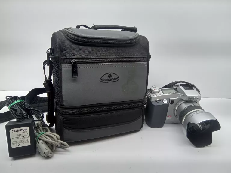 aparat-minolta-dimage-7i-ladowqarka-i-torba-jana-pawla-ii-9426-plock