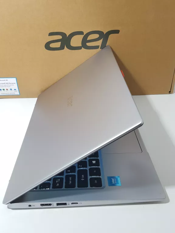 LAPTOP ACER SWIFT 1 W11/4G/128GB KOMPLET