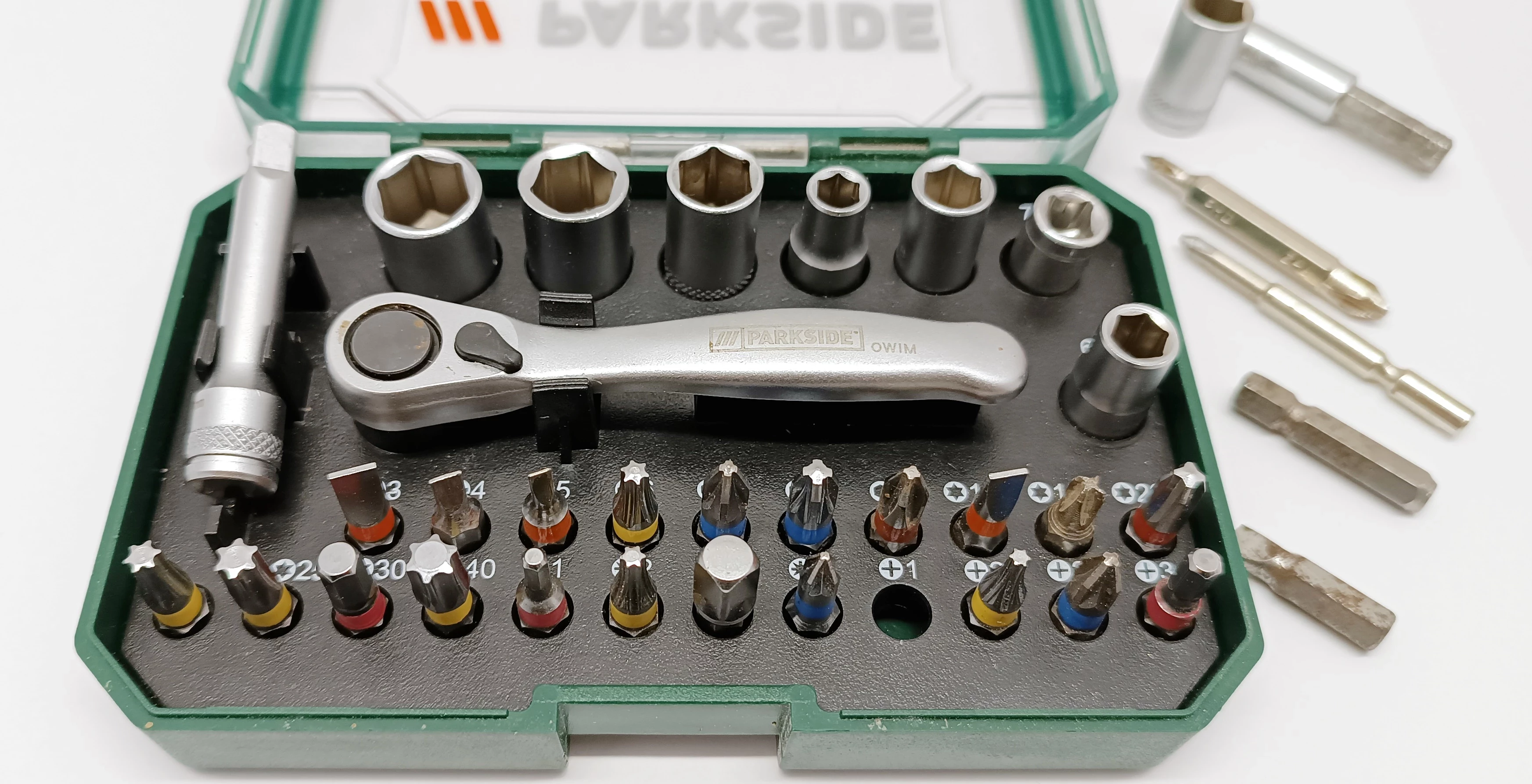 zestaw-bitow-z-grzechotka-parkside-31-el-stan-uzywany