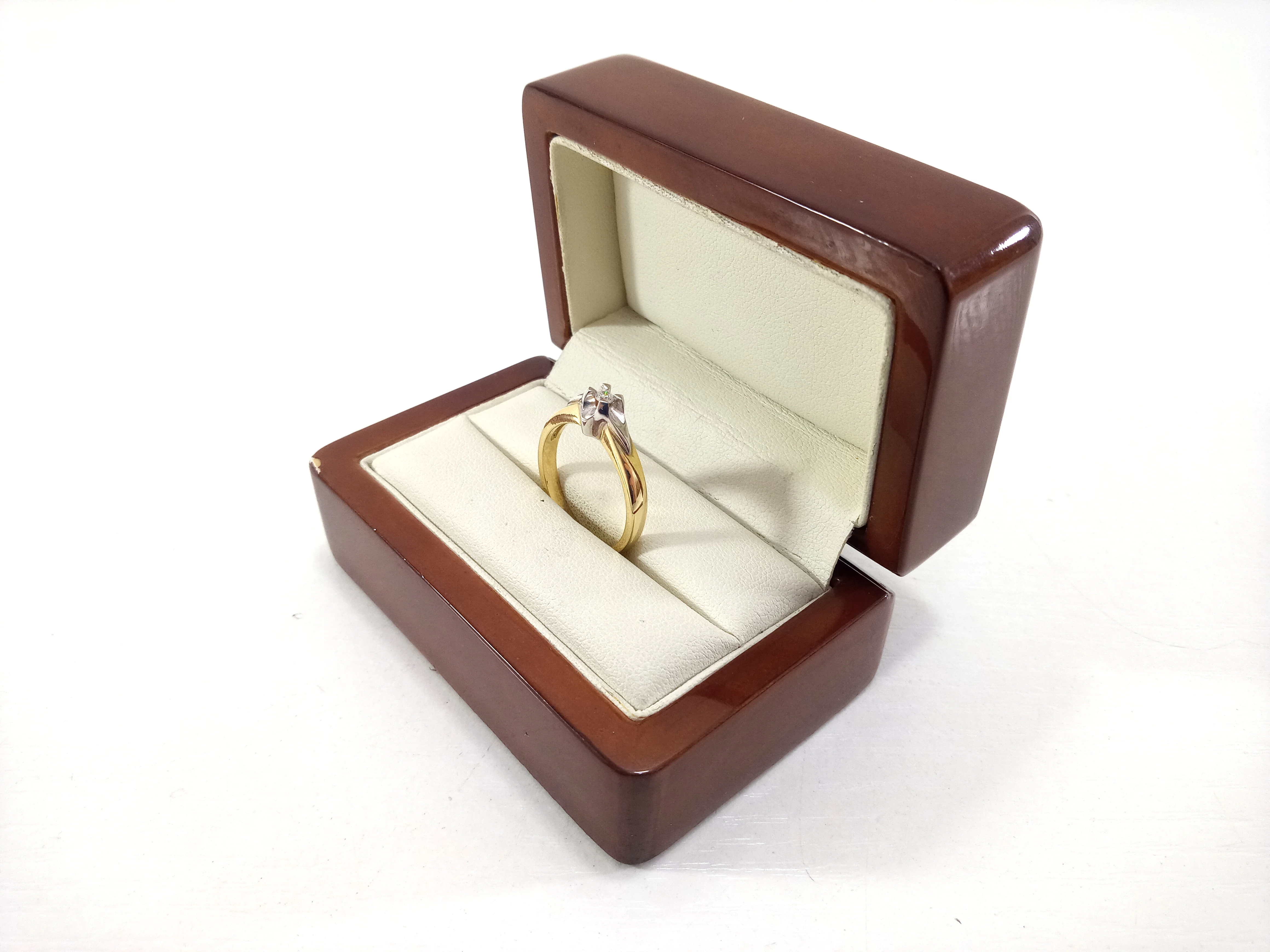 okazaly-nowy-zloty-pierscionek-pr585-14k-r17-kamienie-z-innym-kamieniem