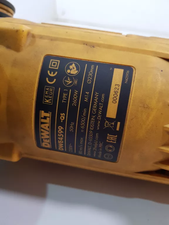 SZLIFIERKA KĄTOWA DEWALT DWE4599