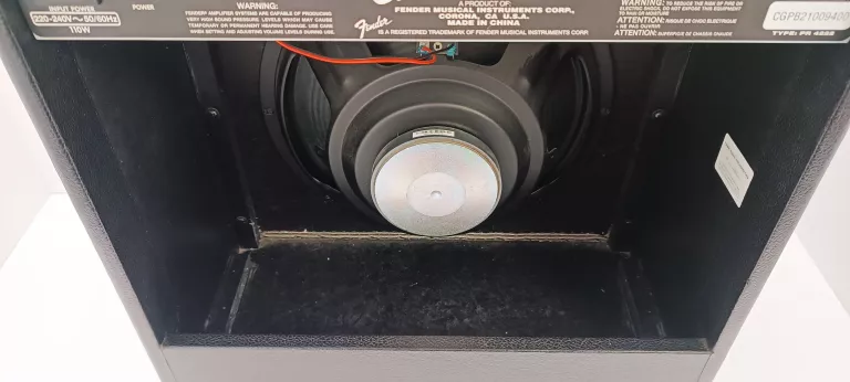 WZMACNIACZ FENDER CHAMPION 40