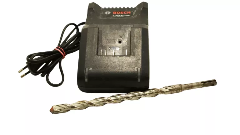 MŁOTOWIERTARKA BOSCH GBH 18V-21 SDS PLUS 800 W