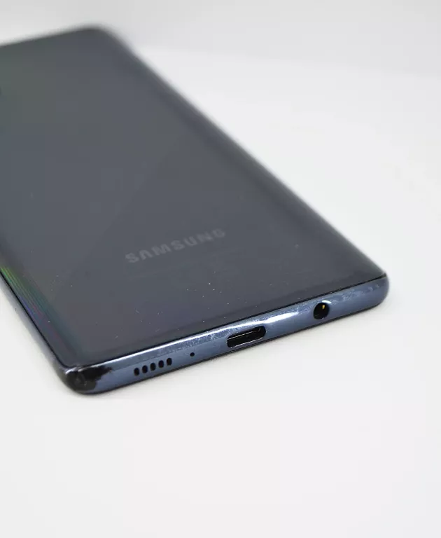 TELEFON SAMSUNG GALAXY A71 6/128 GB OPIS