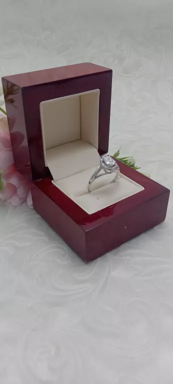 sliczny-srebrny-pierscionek-296gr-925pr-ean-gtin-6975884393149