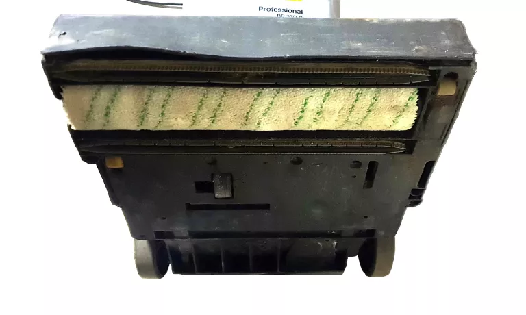 SZOROWARKA KARCHER BR 30/4 C