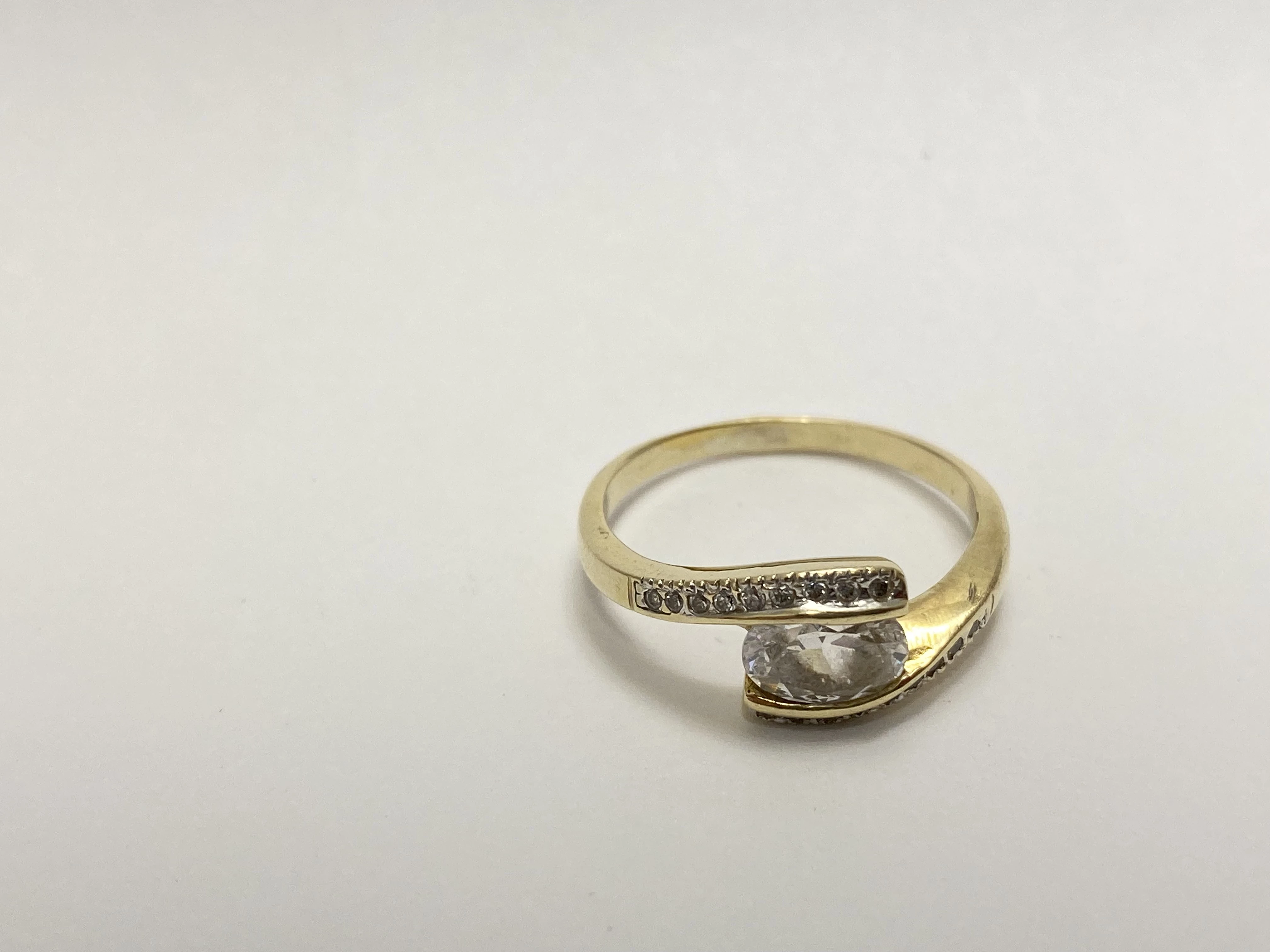 piekny-zloty-pierscionek-333-8kt-rodzaj-klasyczne