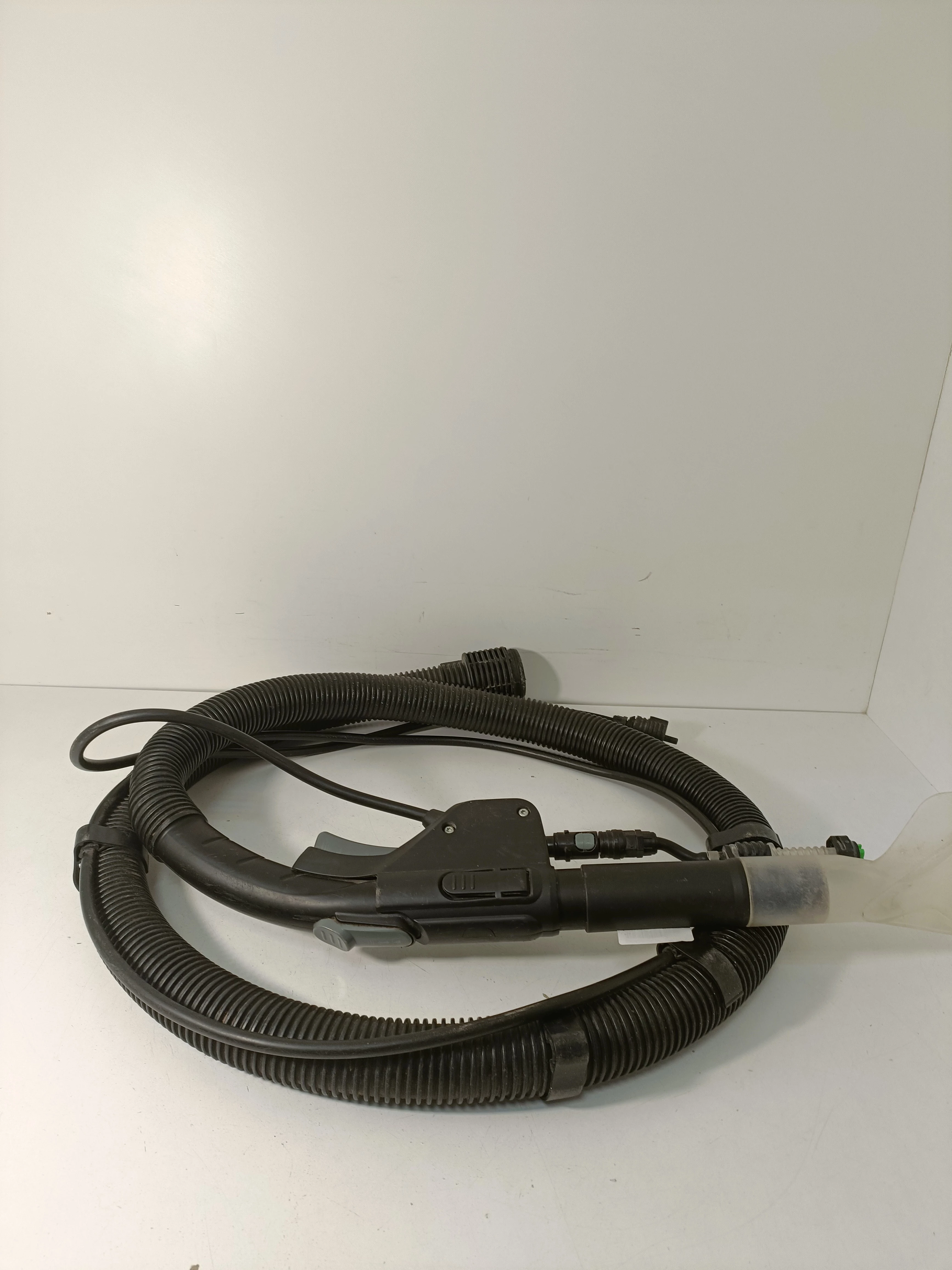 odkurzacz-pioracy-karcher-se-4001-rodzaj-pioracy