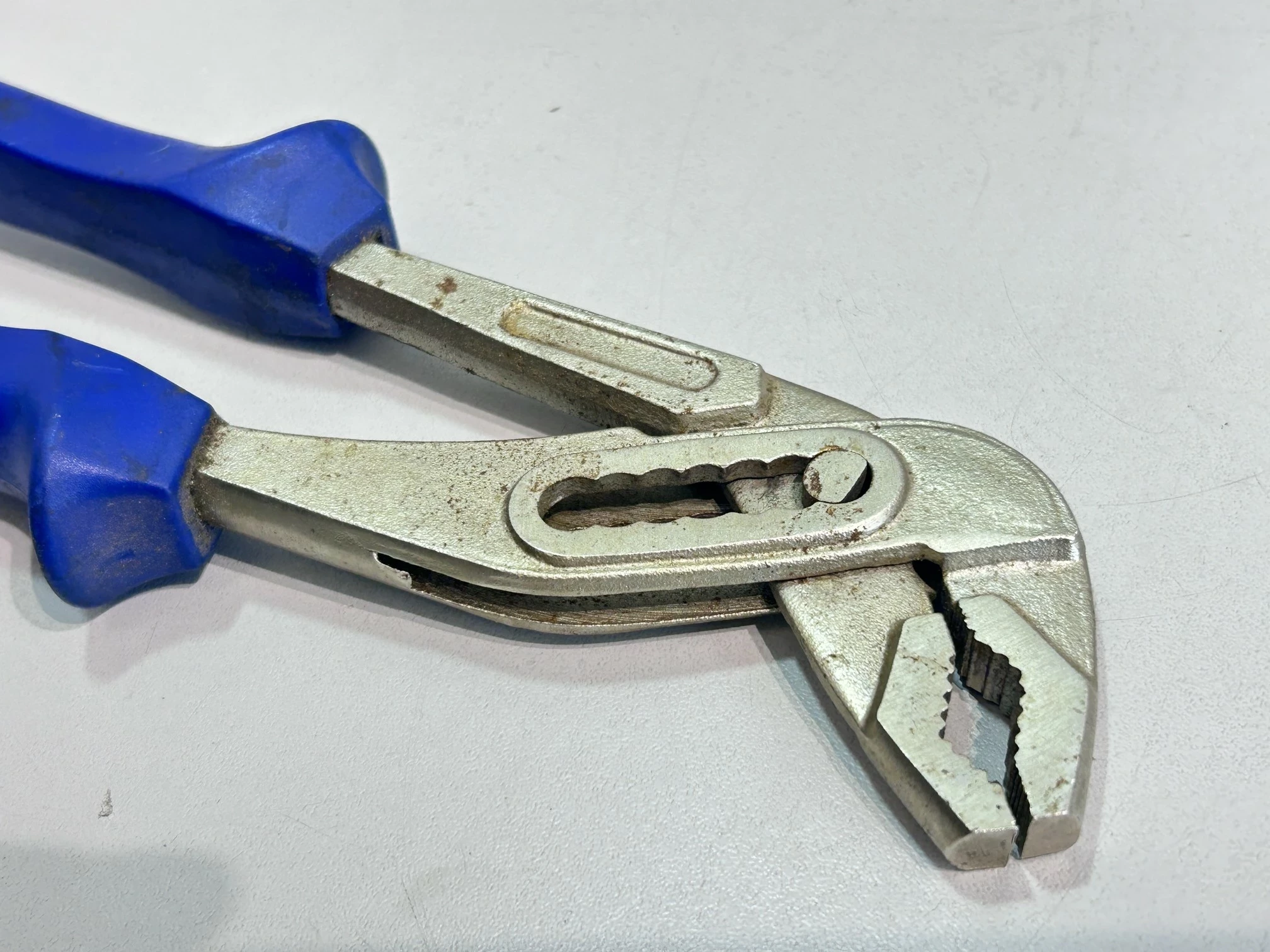 klucz-francuski-zabka-marka-bez-marki