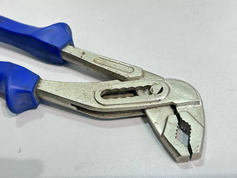 klucz-francuski-zabka-marka-bez-marki