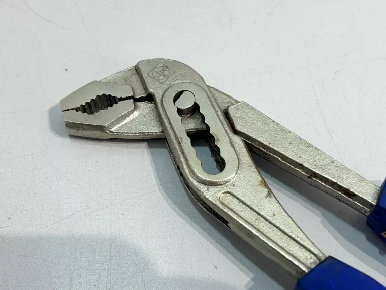 klucz-francuski-zabka-stan-uzywany