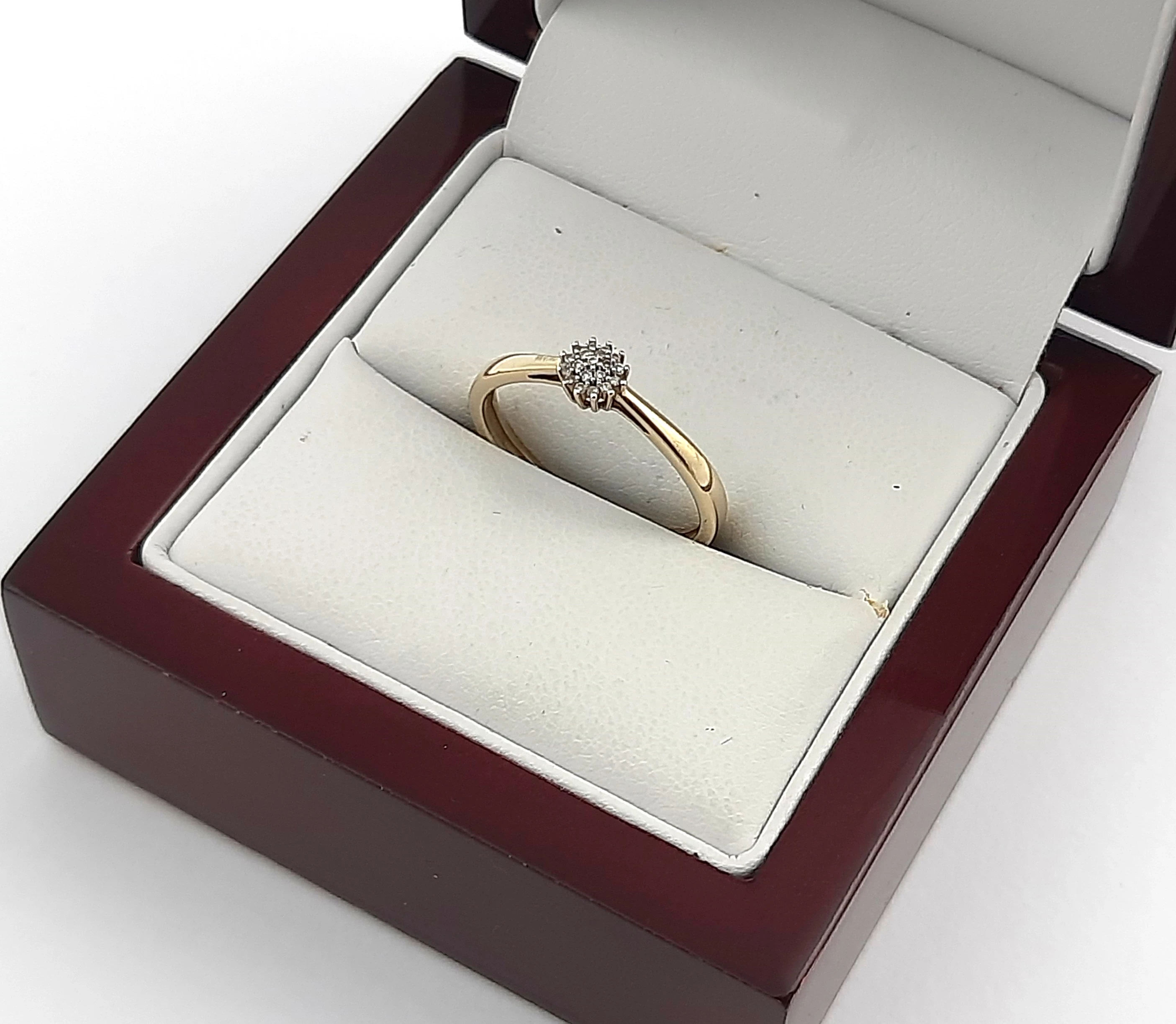 zloty-pierscionek-z-diamentami-p375-151g-r14-kamien-17088-33554432