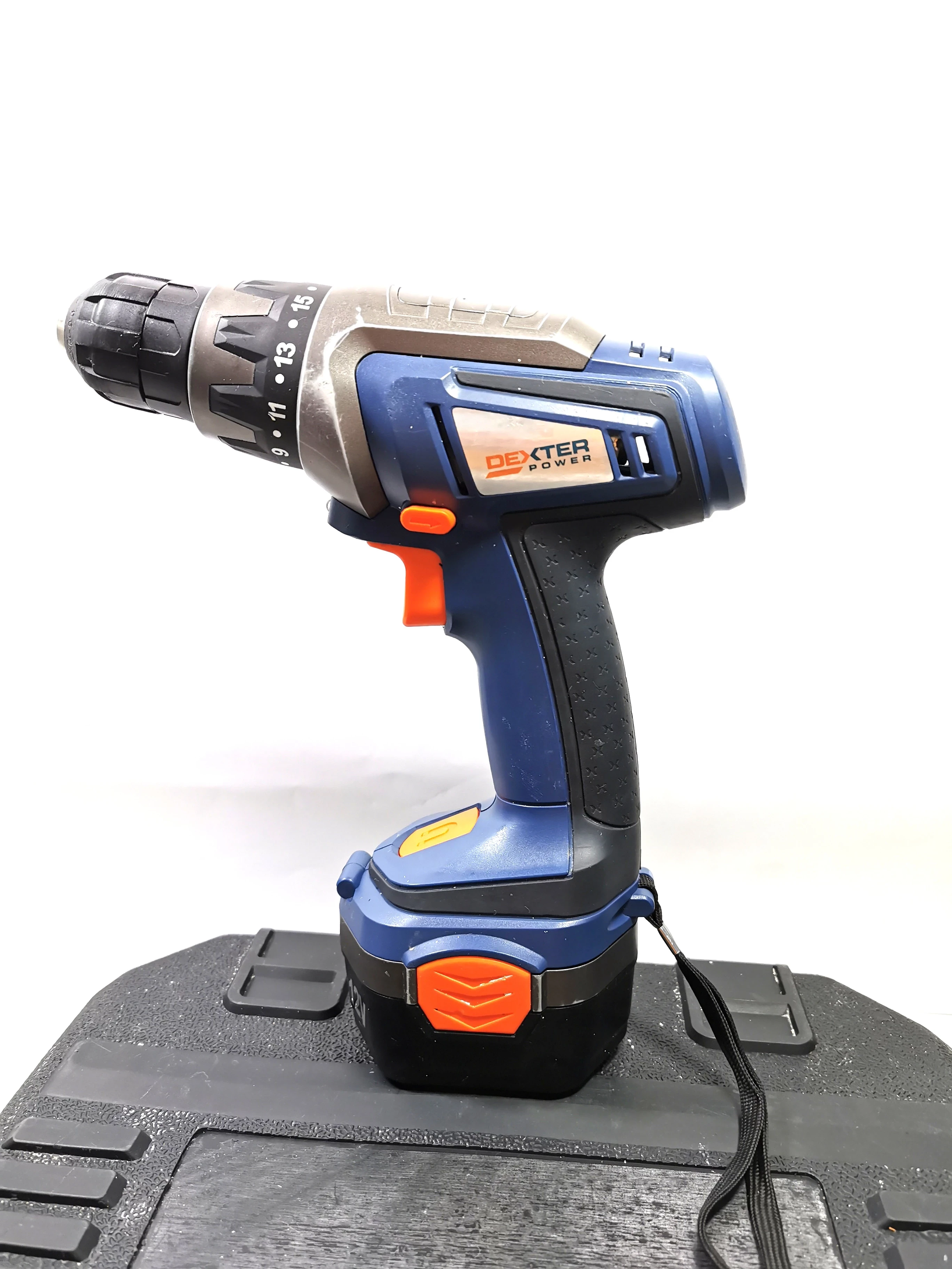 wkretarka-dexter-ml-cd33-120-bateria-2x-napiecie-v-12-v