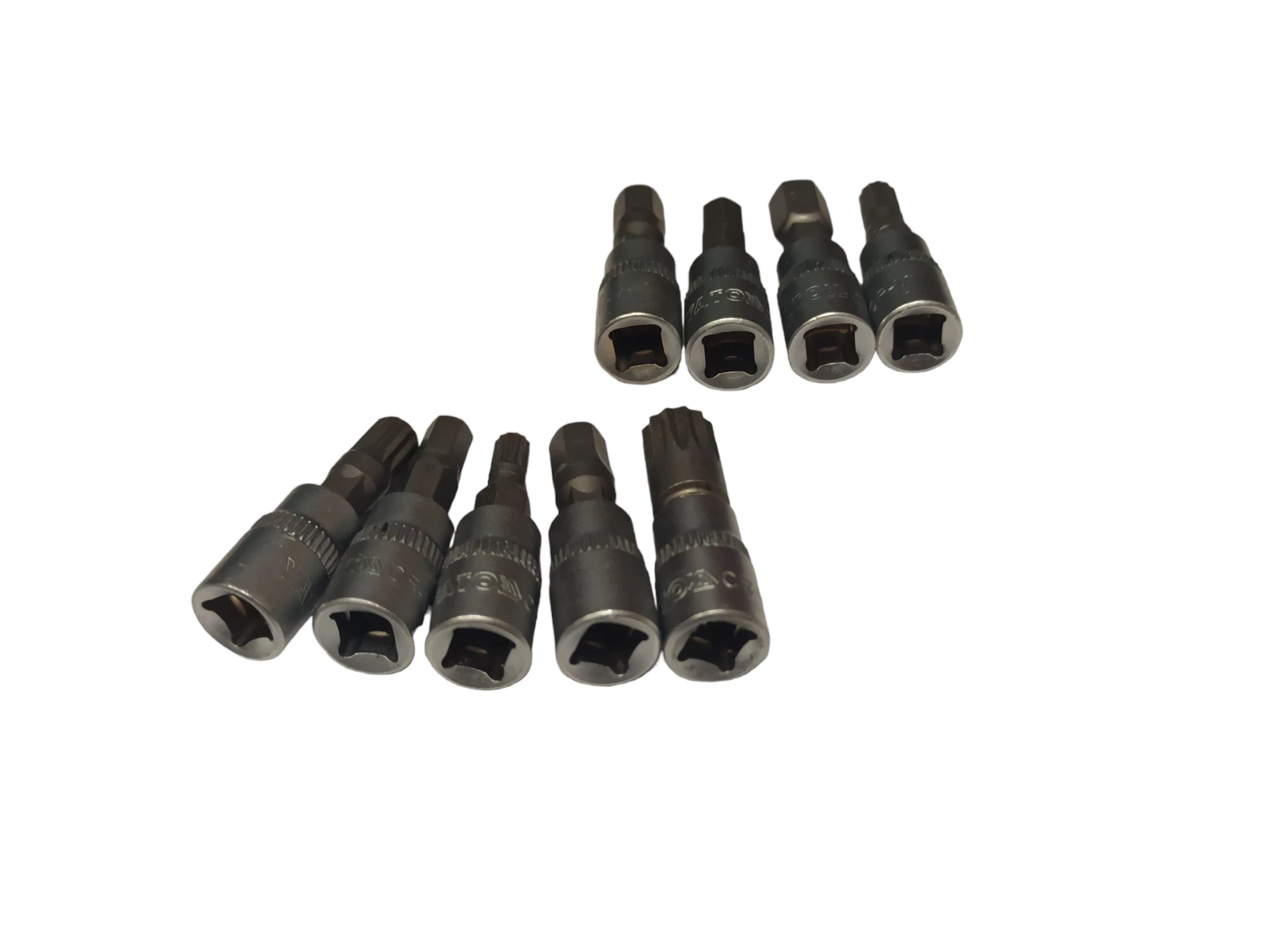 srubokret-z-bitami-yato-marka-yato