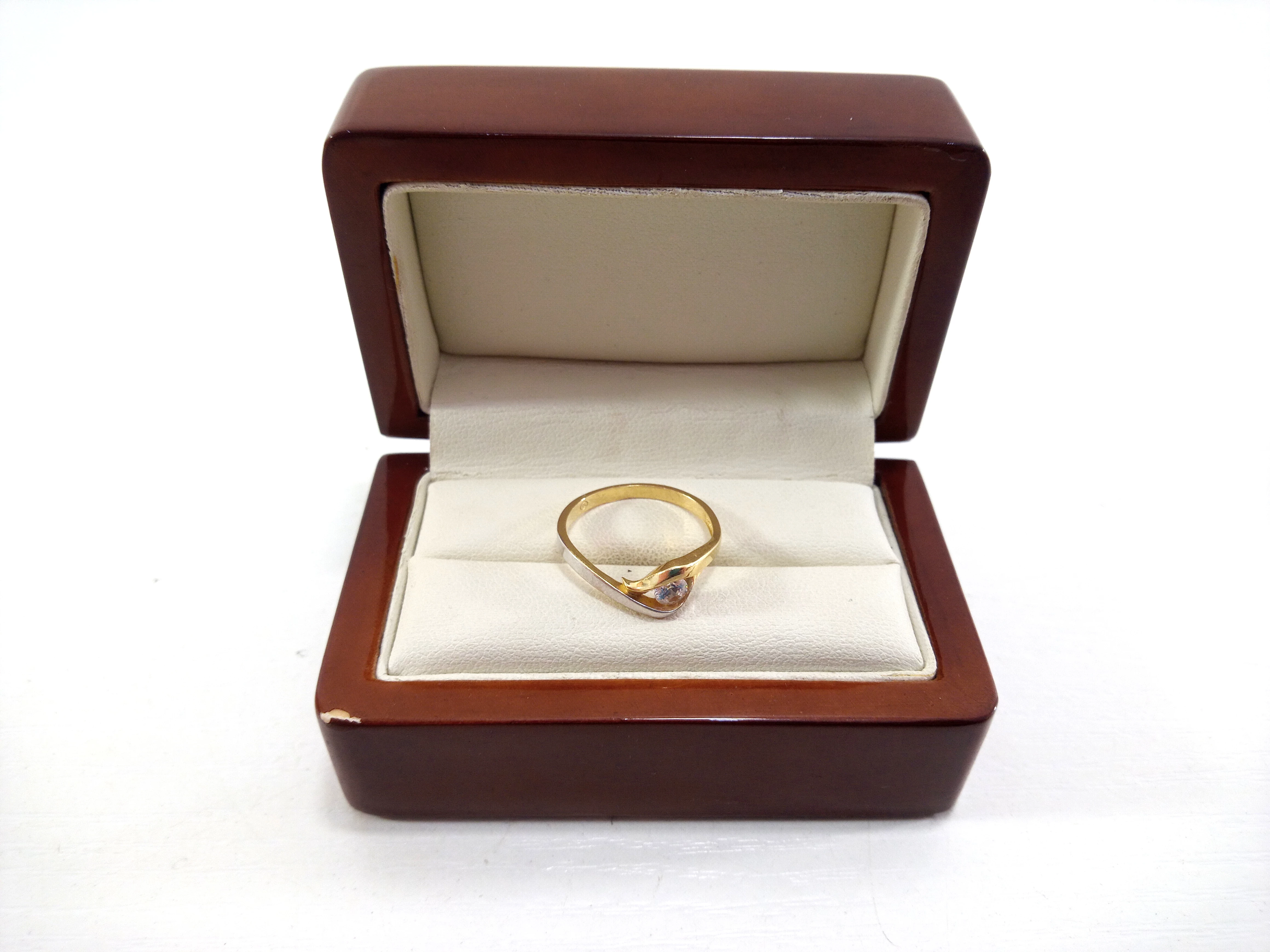 okazaly-nowy-zloty-pierscionek-pr585-14k-r17-tysiaclecia-2a-nowe-miasto-lubawskie