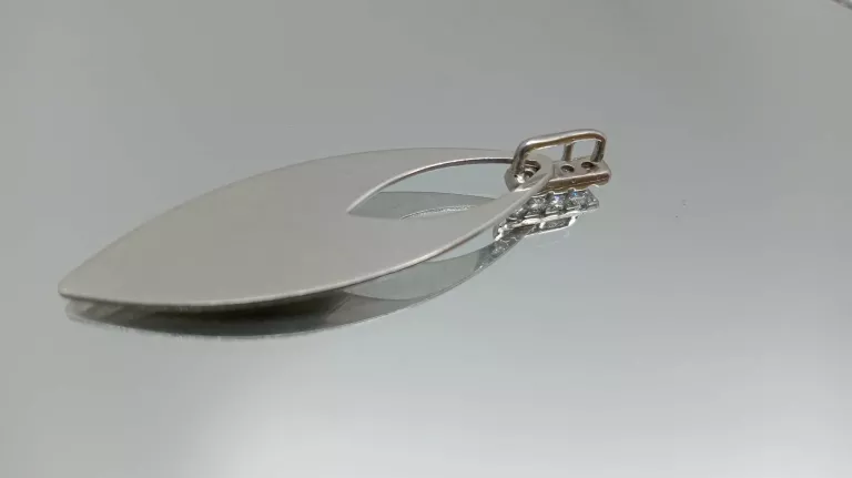 piekna-srebrna-zawieszka-rodzaj-2205-2