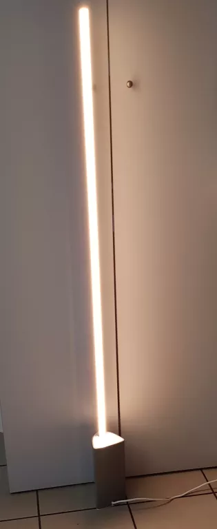 LAMPA PODŁOGOWA PHILIPS HUE SIGNE SZARA