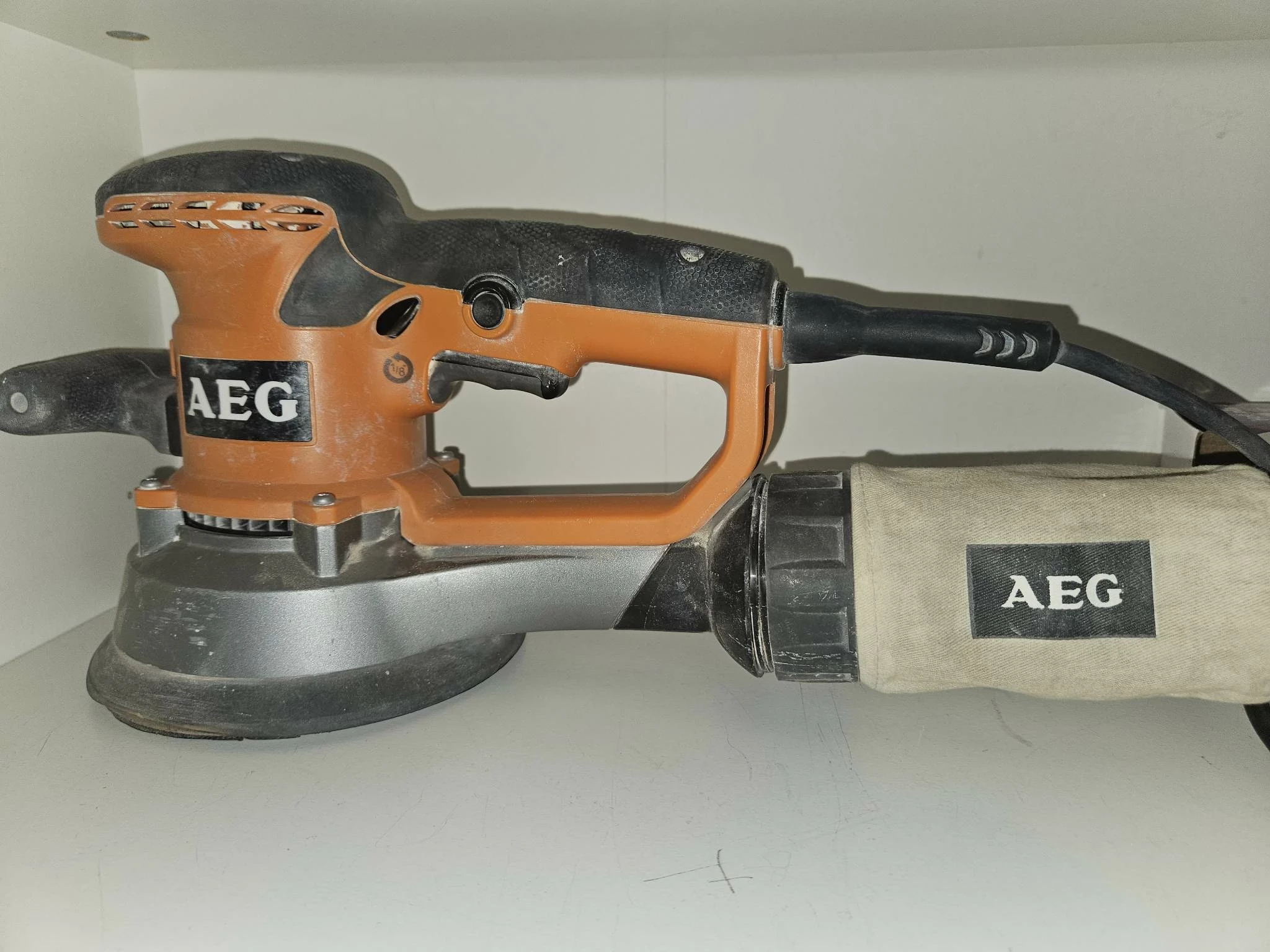 szlifierka-mimosrodowa-aeg-ex-150-es-1-maja-15-zyrardow