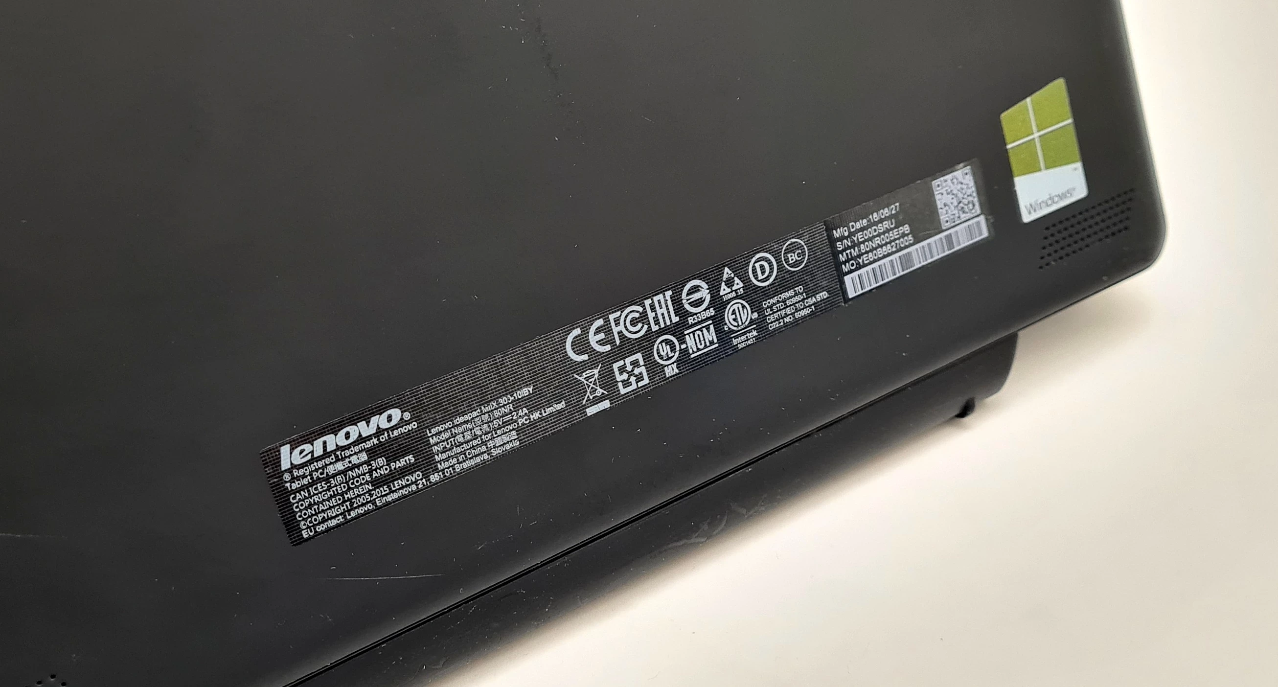 tablet-2w1-lenovo-ideapad-miix-300-80nr-2gb32gb-przekatna-ekranu-1010