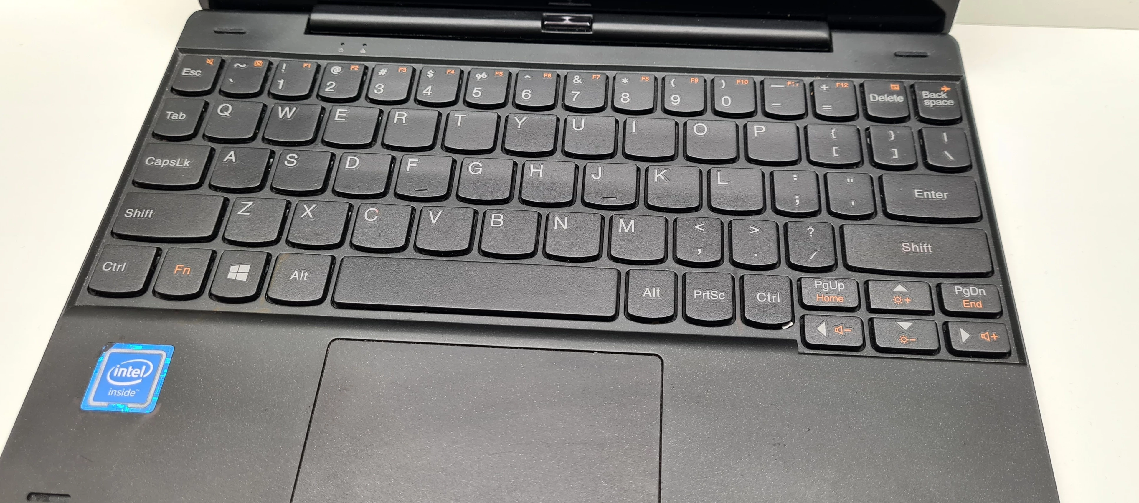 tablet-2w1-lenovo-ideapad-miix-300-80nr-2gb32gb-ean-gtin-0190151567849