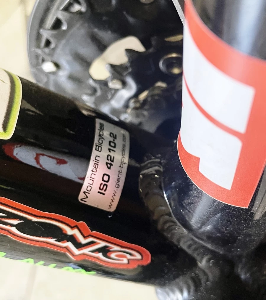 rower-giant-mountain-bicycles-iso-4210-2-stan-uzywany