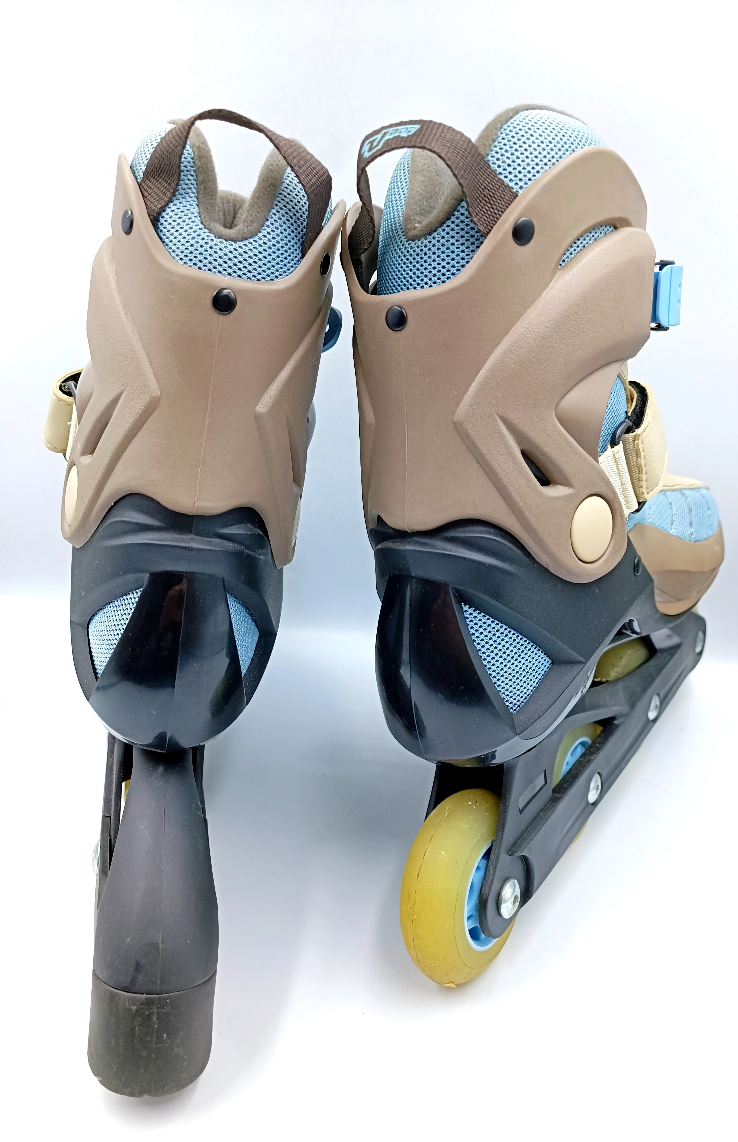 rolki-v300-f-decathlon-roz-38-ochraniacze-product-id-f1ae8516-bae6-48ef-a8c1-0fcedfaf4a20