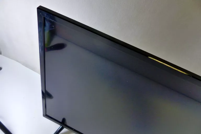 TELEWIZOR THOMSON 32HD3306 32
