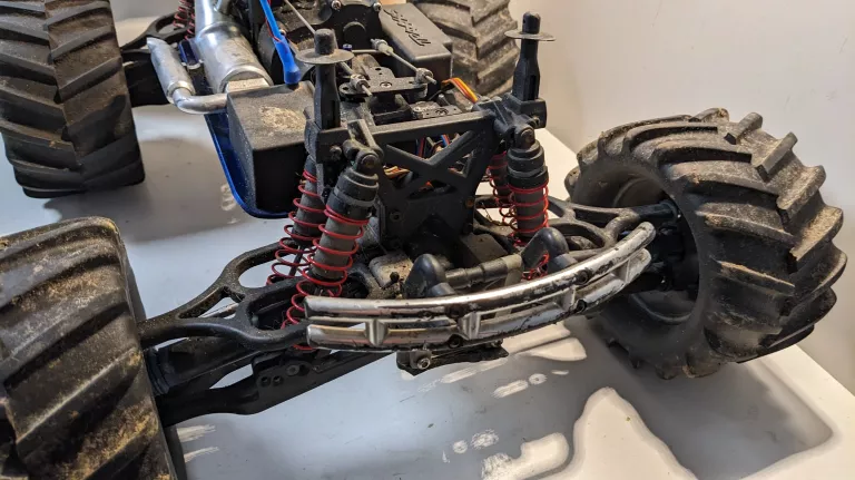 SAMOCHÓD ZDALNIE STEROWANY TRAXXAS MAXX 3.3