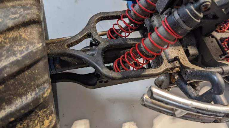 SAMOCHÓD ZDALNIE STEROWANY TRAXXAS MAXX 3.3