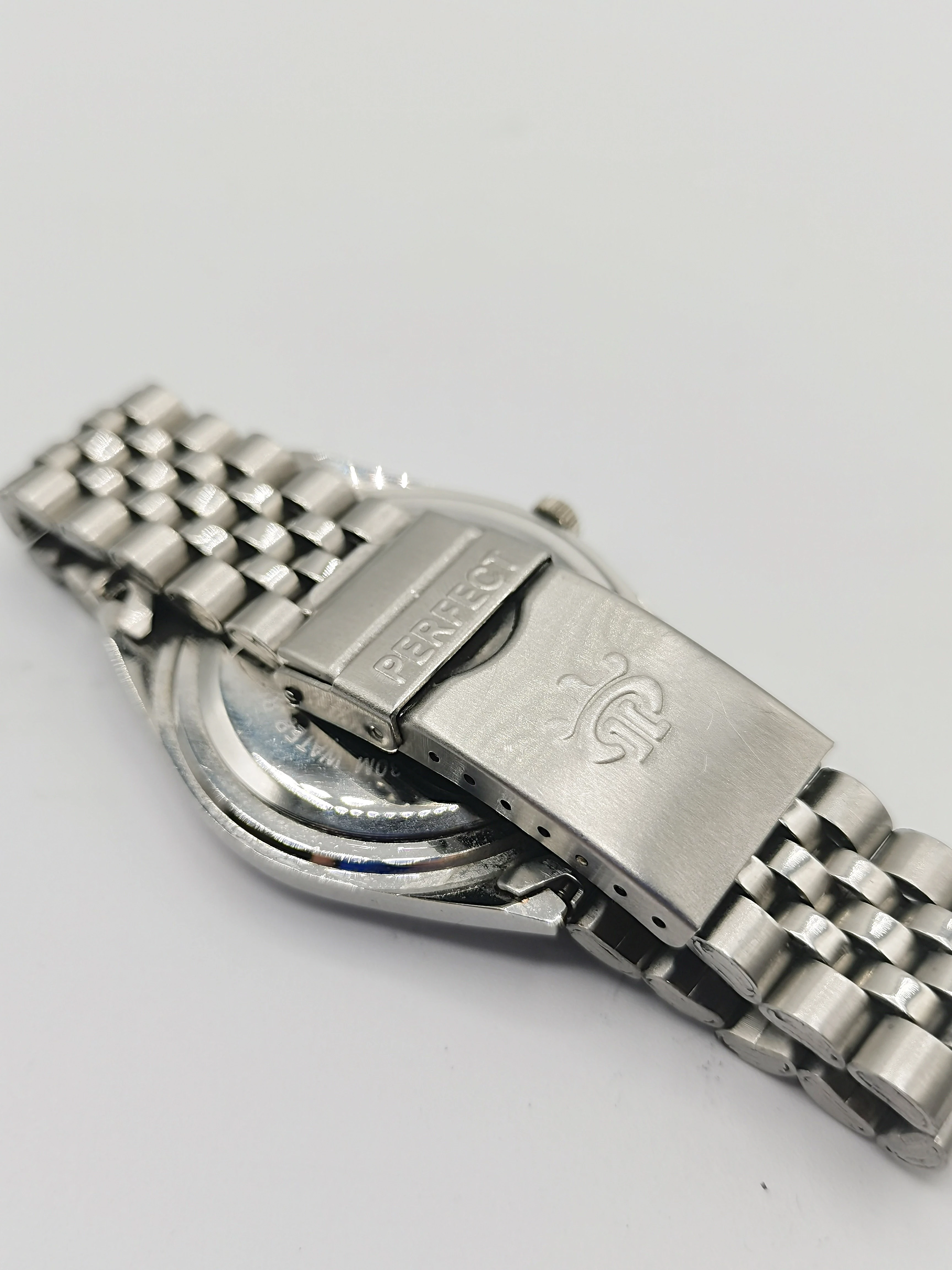 zegarek-perfect-water-resist-gp124-stan-uzywany