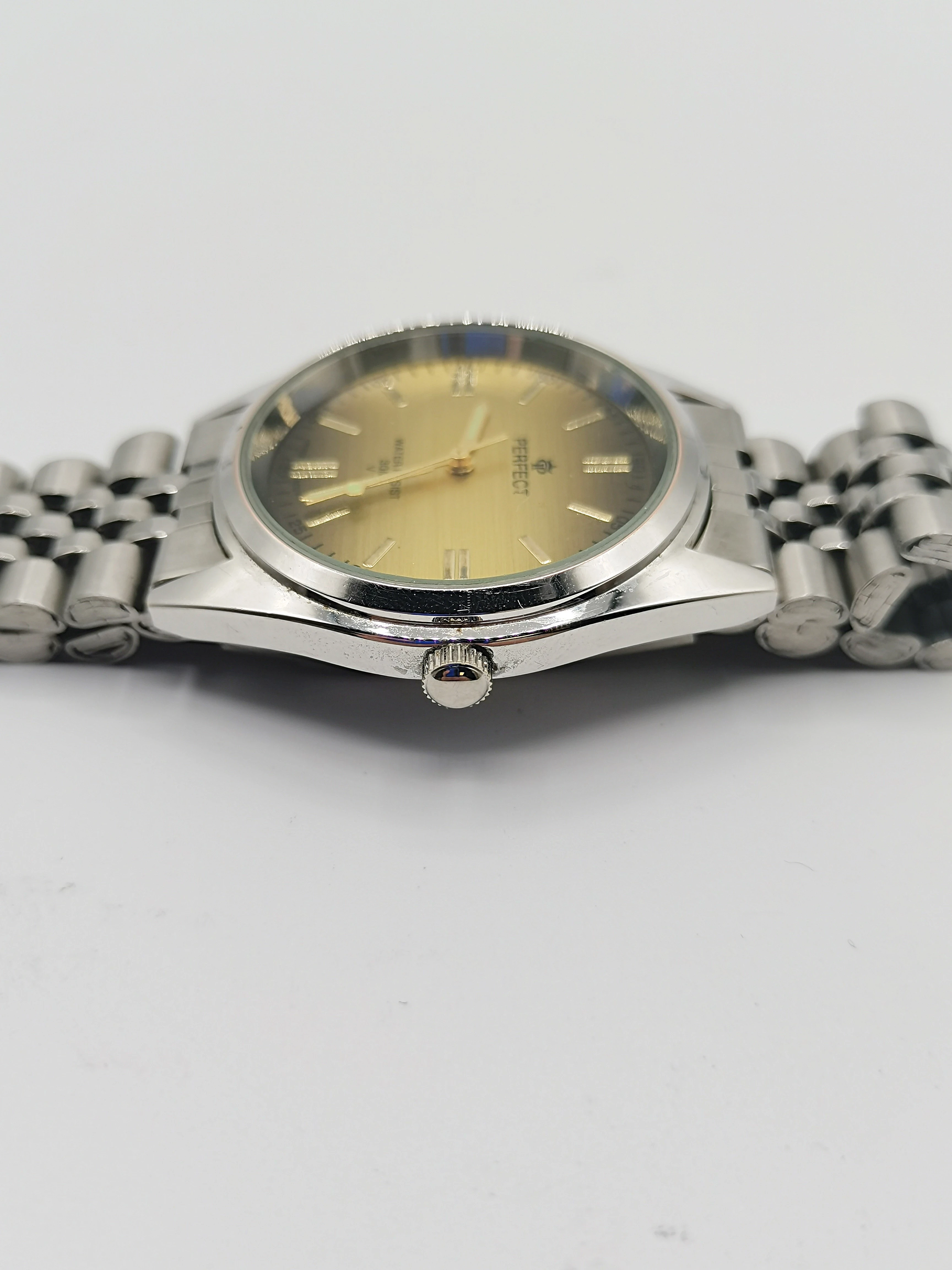 zegarek-perfect-water-resist-gp124-funkcje-brak